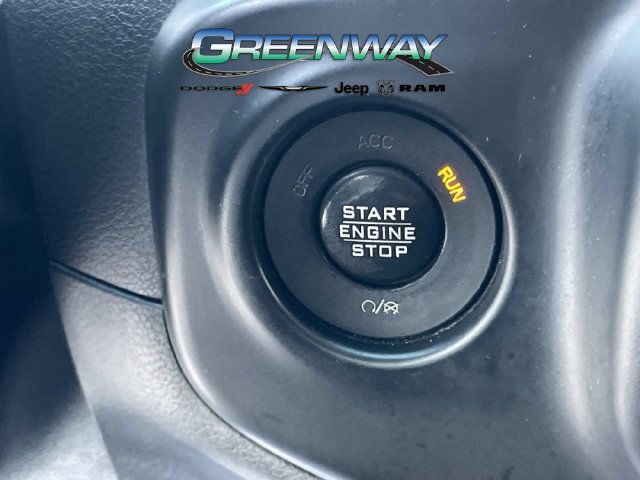 Used 2018 Jeep Wrangler Unlimited Sahara AWD/4WD image 28