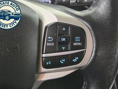 Used 2021 Ford Explorer Limited w/ Equipment Group 301A AWD/4WD image 19