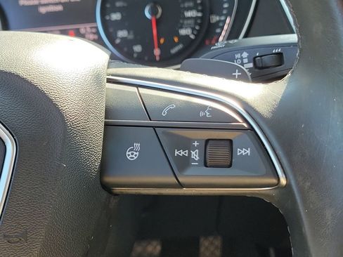 Used 2023 Audi Q5 2.0T Premium image 26