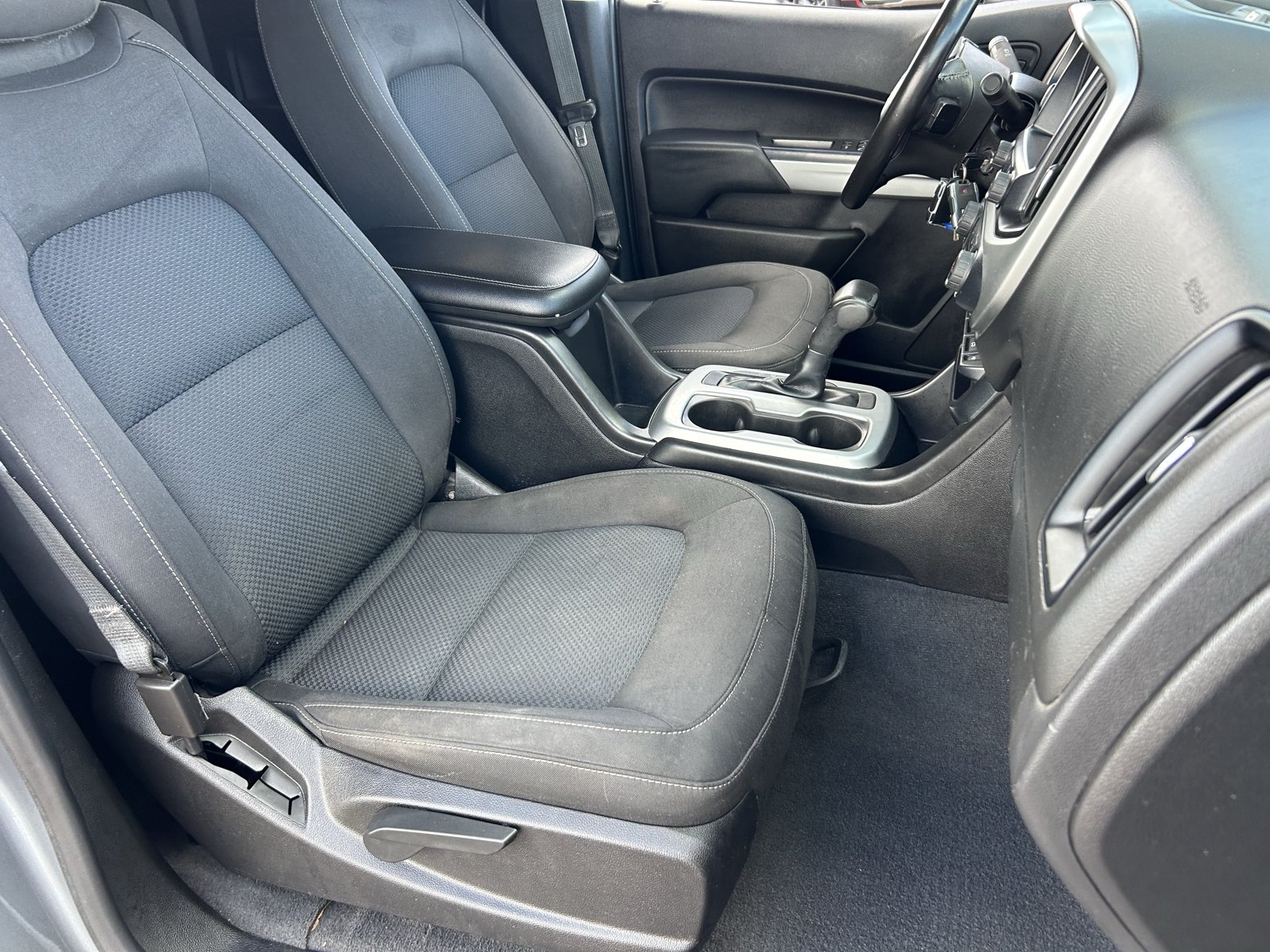 Used 2019 Chevrolet Colorado LT w/ LT Convenience Package RWD image 10