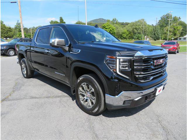 Used 2025 GMC Sierra 1500 SLT AWD/4WD image 12