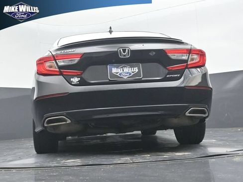 Used 2018 Honda Accord Sport image 22