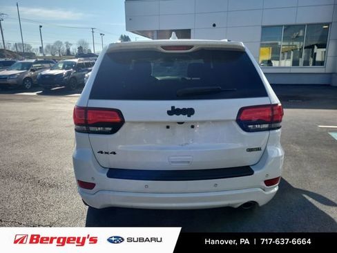 Used 2020 Jeep Grand Cherokee Altitude image 3