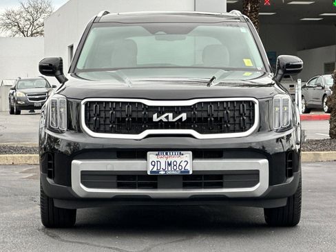 Used 2023 Kia Telluride EX w/ EX Captain's Chair Package image 8