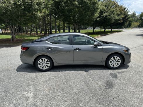 New 2025 Nissan Sentra S image 4