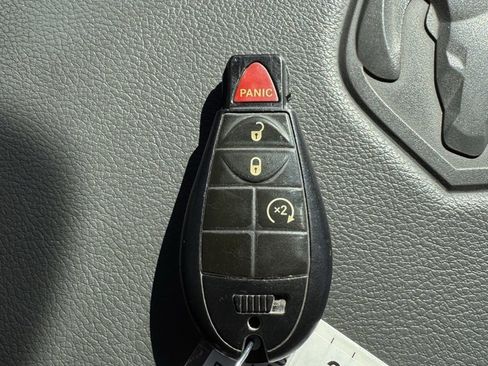 Used 2015 RAM 1500 Big Horn image 31