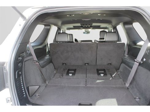 Used 2024 Dodge Durango GT image 15