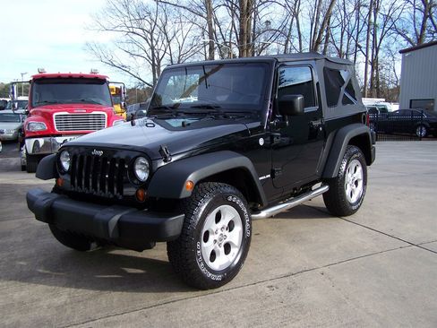 Used 2013 Jeep Wrangler Sport image 5
