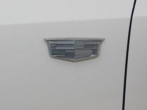 Used 2018 Cadillac XT5 AWD image 25