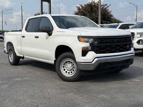 Used 2017 Chevrolet Silverado 1500 LT w/ All Star Edition AWD/4WD image 2