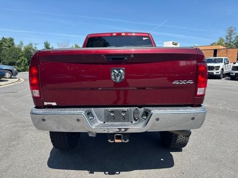 Used 2017 RAM 2500 Tradesman w/ Chrome Appearance Group AWD/4WD image 4