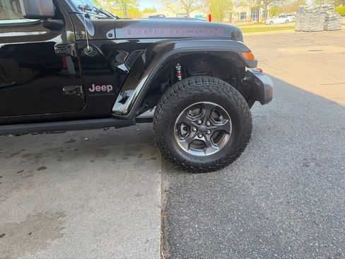 Used 2020 Jeep Gladiator Rubicon AWD/4WD image 5
