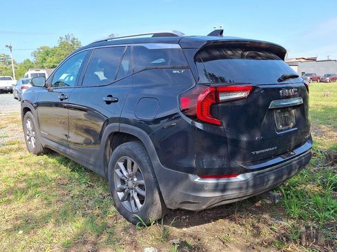 Used 2022 GMC Terrain SLT image 15