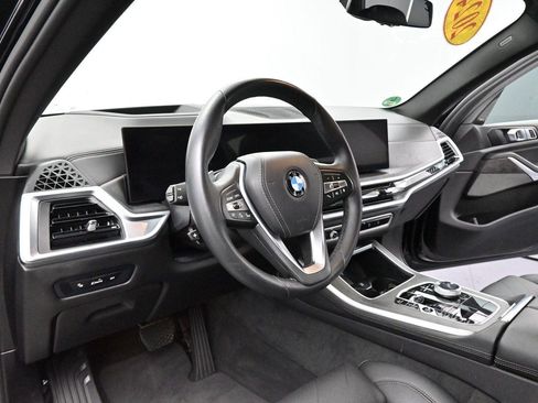 Used 2024 BMW X5 xDrive40i AWD/4WD image 18
