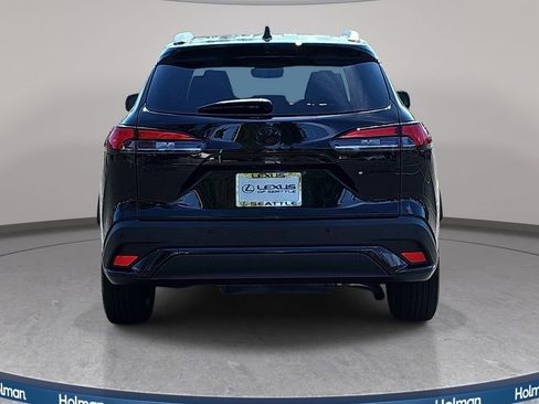 Used 2025 Toyota Corolla Cross AWD Hybrid w/ Convenience Package image 7