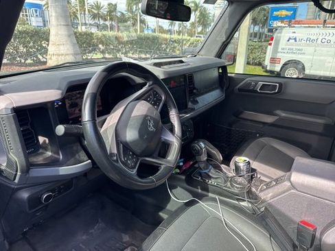 Used 2023 Ford Bronco Everglades image 6