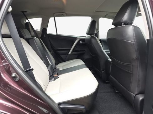 Used 2018 Toyota RAV4 XLE FWD image 36