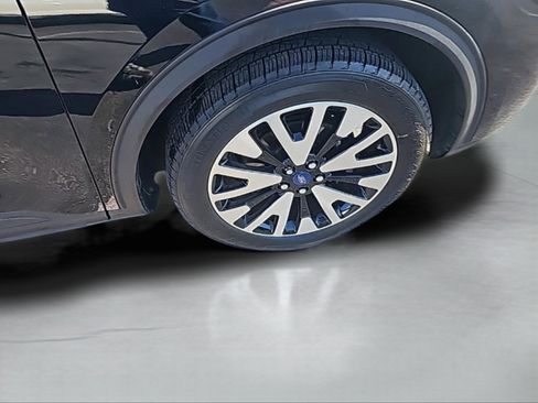 Used 2020 Ford Escape SEL image 15