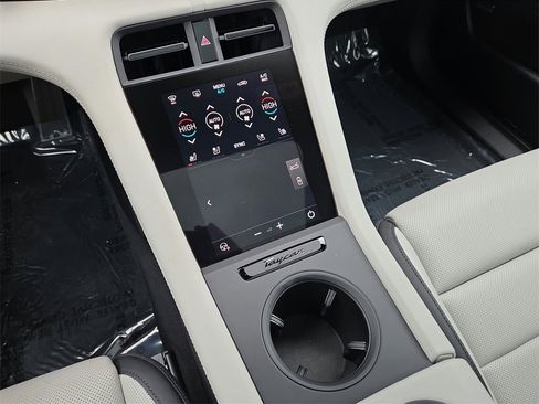 Used 2025 Porsche Taycan GTS image 14