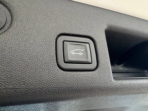 Certified 2022 Chevrolet Equinox Premier AWD/4WD image 42
