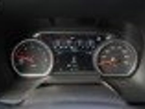 Used 2021 Chevrolet Tahoe Z71 w/ Z71 Off-Road Package image 9