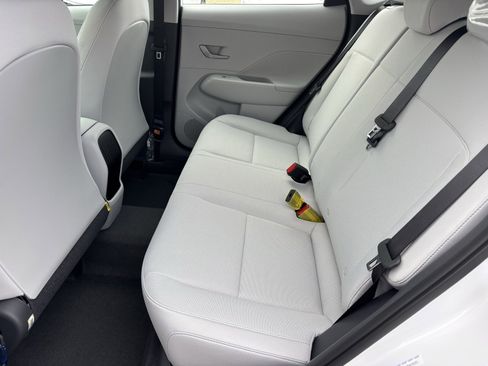 New 2026 Hyundai Kona SE image 14