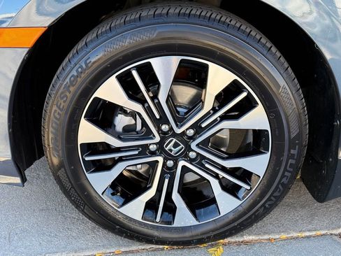 Certified 2025 Honda Odyssey Elite image 13