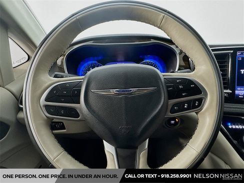 Used 2021 Chrysler Pacifica Limited w/ Premium & Safety Sphere Group image 11