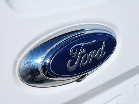 Used 2023 Ford Maverick XLT image 11