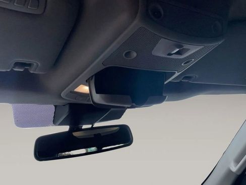 Used 2019 Ford F150 Lariat w/ Equipment Group 502A Luxury AWD/4WD image 29