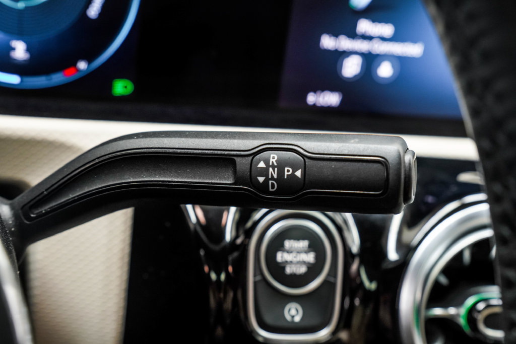 Used 2022 Mercedes-Benz CLA 250 4MATIC image 39