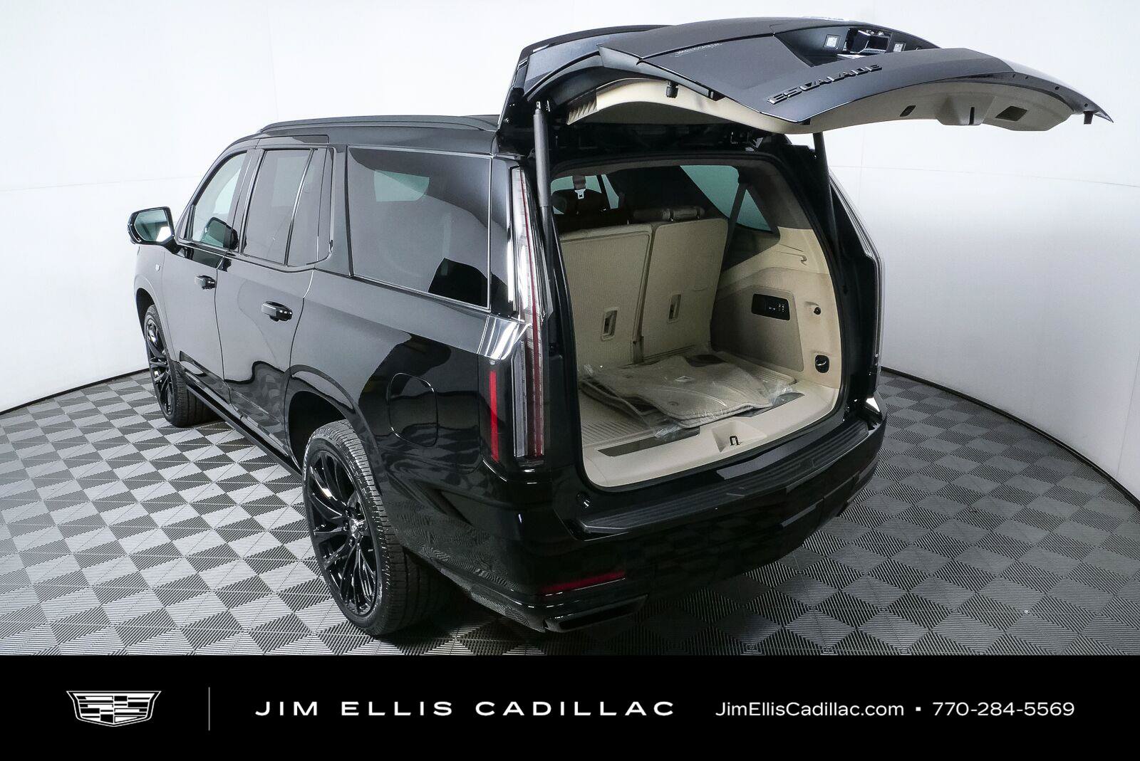 New 2027 Cadillac Escalade Platinum Sport w/ LPO, ONYX Package AWD/4WD image 29