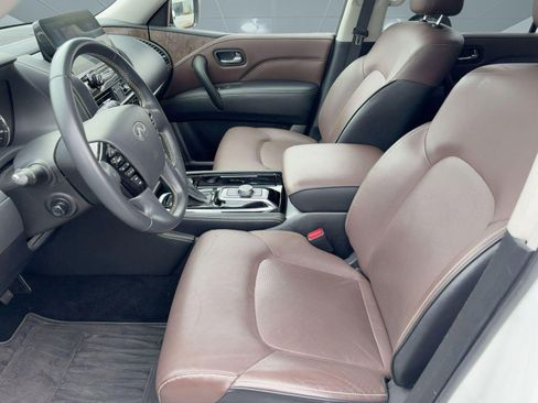 Used 2024 INFINITI QX80 Premium Select w/ All-Season Package image 5