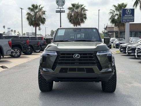 Used 2025 Lexus GX 550 w/ Cold Area Package AWD/4WD image 26