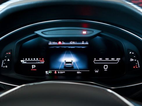 New 2025 Audi RS 6 performance image 19