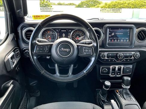 Used 2021 Jeep Wrangler Sport AWD/4WD image 5