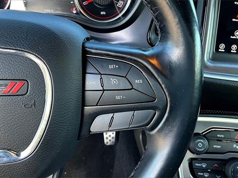 Used 2019 Dodge Challenger SXT w/ Driver Convenience Group image 11