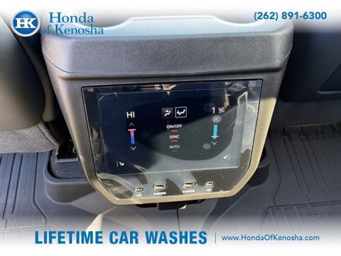 Used 2025 GMC Yukon AT4 Ultimate w/ LPO, Floor Liner Package image 24