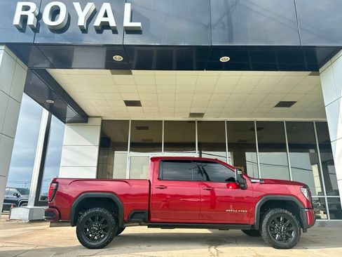Used 2024 GMC Sierra 2500 AT4 w/ AT4 Premium Plus Package AWD/4WD image 1