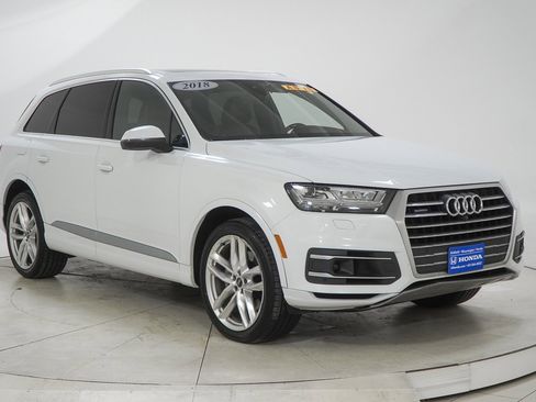 Used 2018 Audi Q7 3.0T Prestige w/ Prestige Package image 16