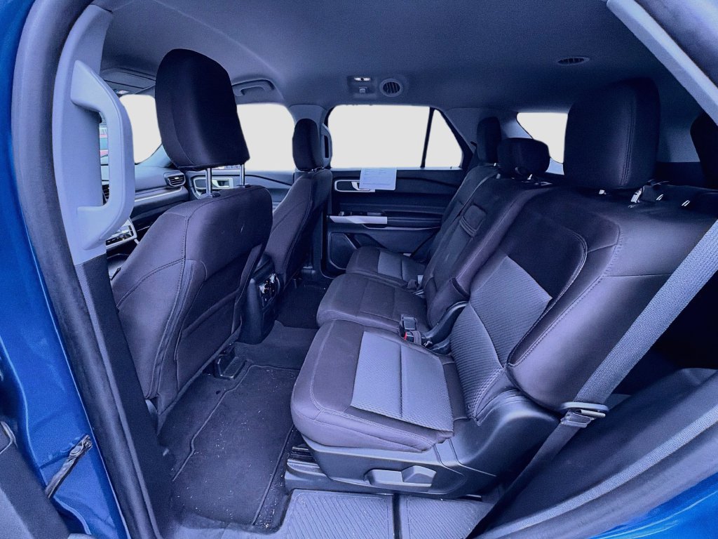 Used 2022 Ford Explorer XLT AWD/4WD image 23