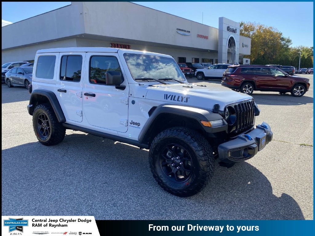Certified 2024 Jeep Wrangler Unlimited AWD/4WD image 1