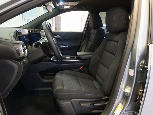 Certified 2025 Chevrolet Equinox LT image 10