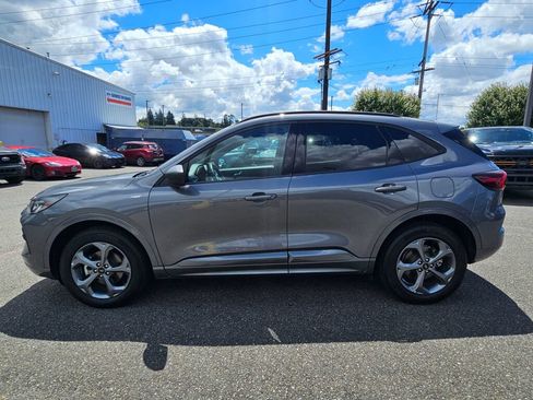 Certified 2024 Ford Escape ST-Line w/ Tech Pack #1 AWD/4WD image 2