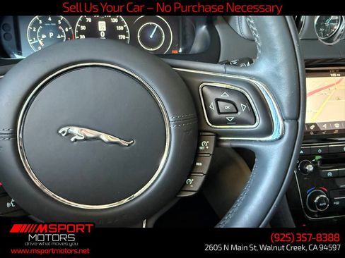 Used 2019 Jaguar XJ L Portfolio RWD image 29