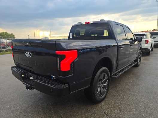 Used 2024 Ford F150 Lightning Flash AWD/4WD image 3