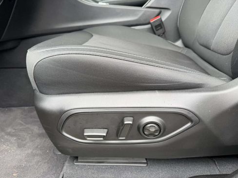 Used 2025 Jeep Grand Cherokee Laredo X w/ MOPAR Finishing Package AWD/4WD image 23