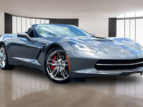 Used 2015 Chevrolet Corvette Stingray Convertible w/ 2LT Preferred Equipment Group RWD image 3