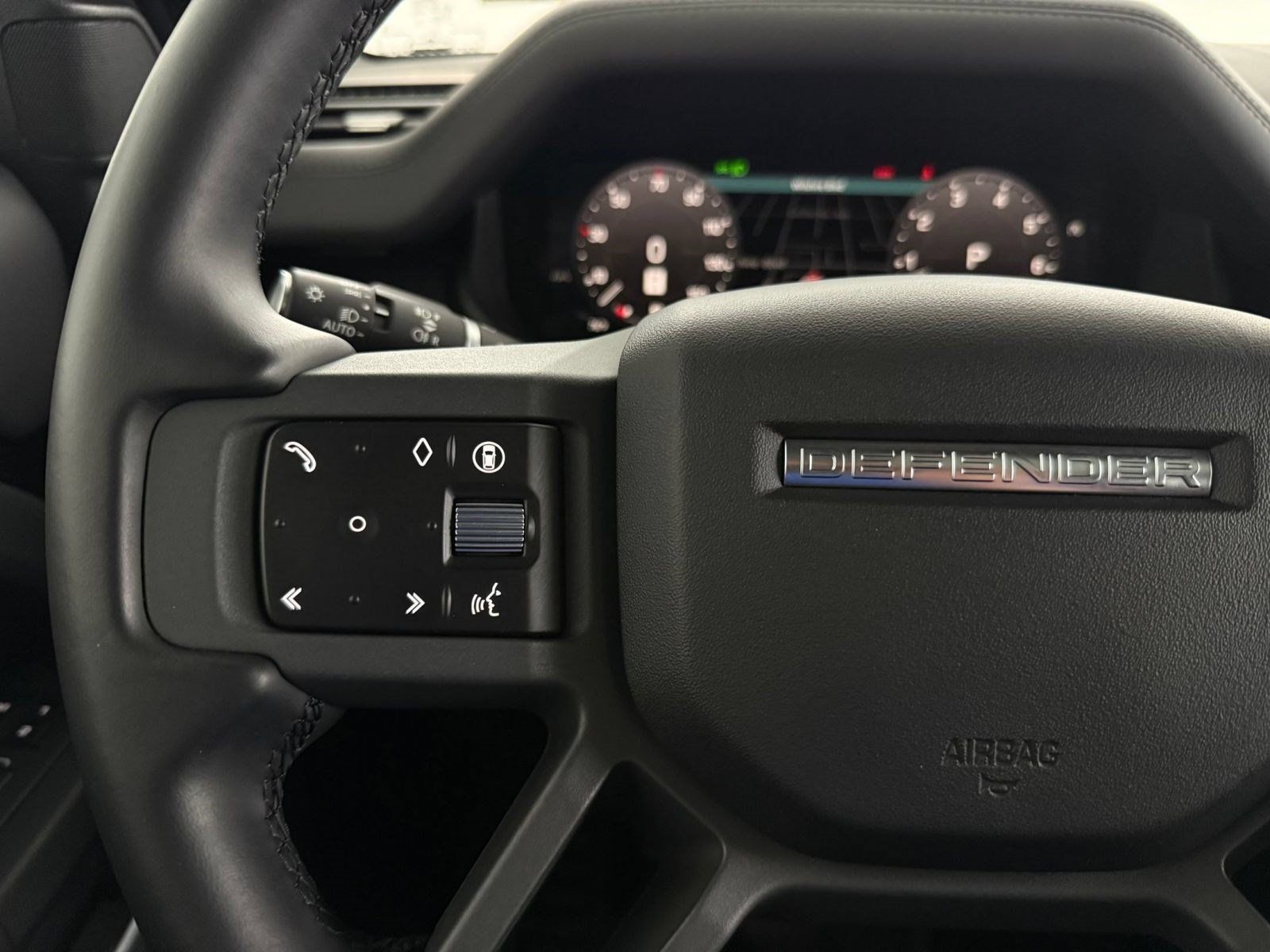 Used 2025 Land Rover Defender 130 S AWD/4WD image 13