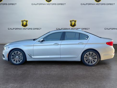 Used 2019 BMW 530i w/ Convenience Package image 2